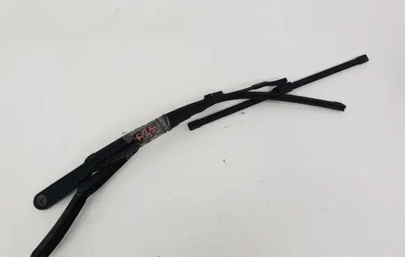 BMW X3 F25 Front wiper blade arm