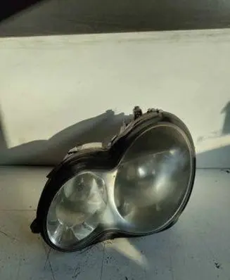 Mercedes-Benz C W203 Headlight/headlamp 1305235741