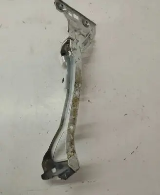 Audi A4 S4 B9 Fender mounting bracket 8W0821135B