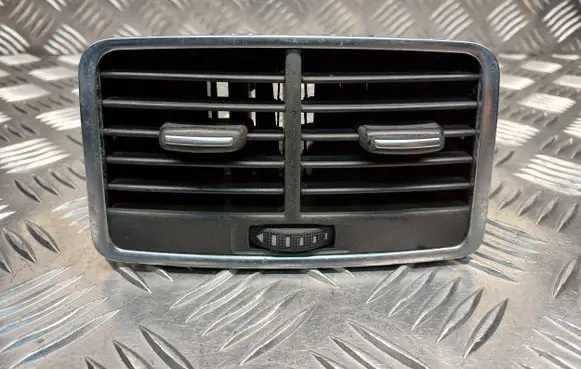 Audi A6 S6 C6 4F Rear air vent grill 4F0819203B