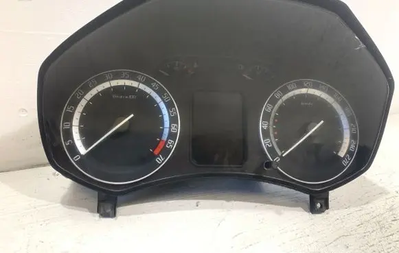 Skoda Octavia Mk2 (1Z) Speedometer (instrument cluster) 1Z0920841C V0918086 SKZ7Z0F3411881