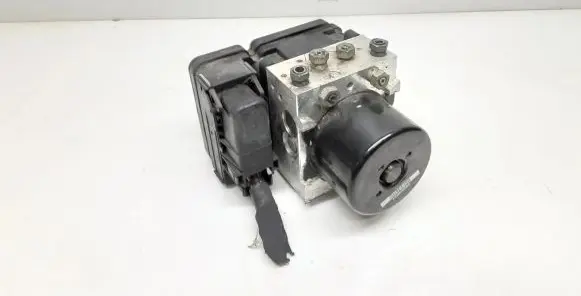 Volvo XC60 ABS Pump 30681619 P30681619