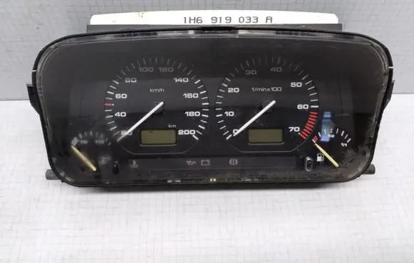 Volkswagen Golf III Speedometer (instrument cluster) 1H6919033A 87001262 0883111881
