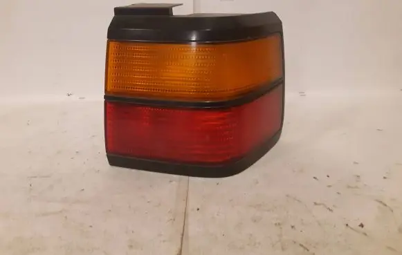 Volkswagen PASSAT B3 Rear/tail lights 357945112