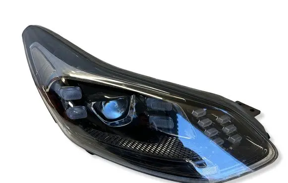 KIA Sportage Headlight/headlamp 92102F1510 R009R510034533
