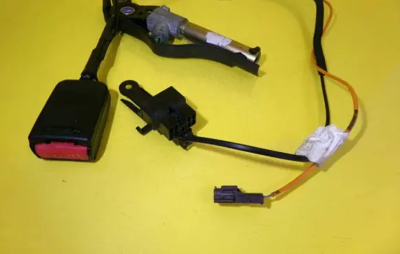 Citroen Xsara Front seatbelt buckle 5501189 542288211B