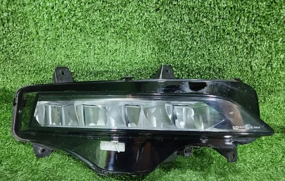 Skoda Octavia Mk4 Front fog light 5E3941700