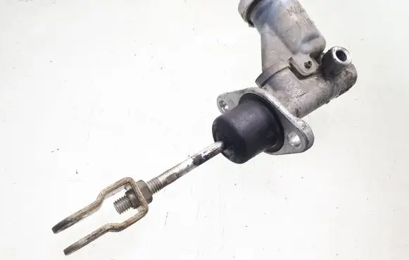 Mitsubishi Colt Clutch master cylinder