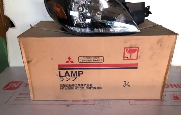 Mitsubishi Outlander Headlight/headlamp MN133868