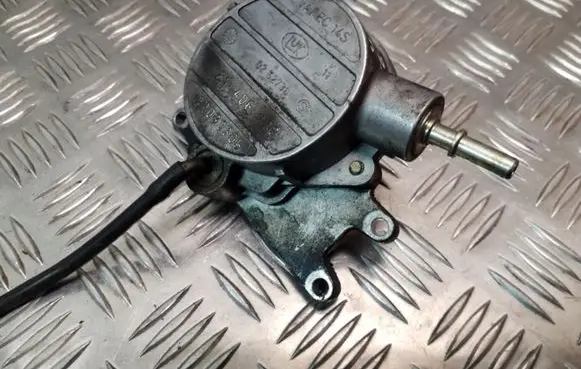 Saab 9-3 Ver2 Vacuum pump 0252738