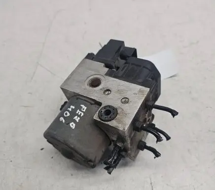 Peugeot 406 ABS Pump 9630532980