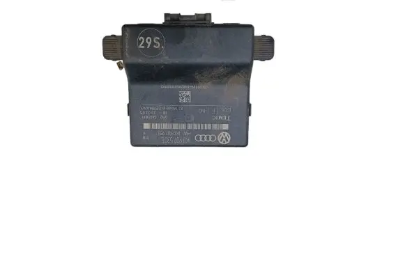 Volkswagen Golf V Gateway control module 1K0907530E