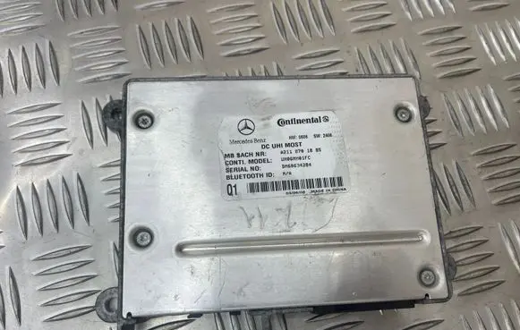 Mercedes-Benz E W211 Bluetooth control unit module A2118701885