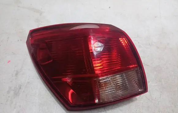 Nissan Qashqai Rear/tail lights 08-215-19K1L