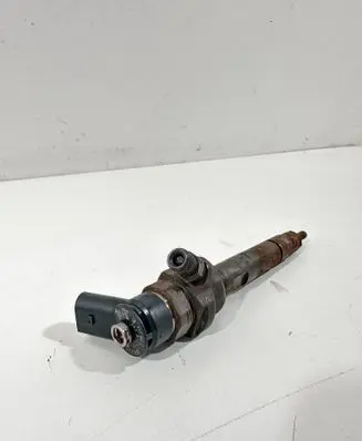 Fuel injector