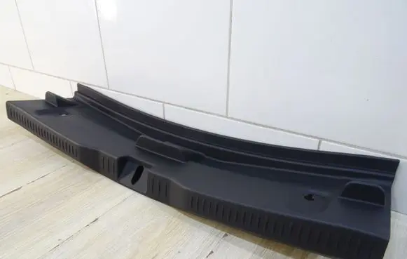 Toyota Auris E180 Trunk/boot sill cover protection 6471602120