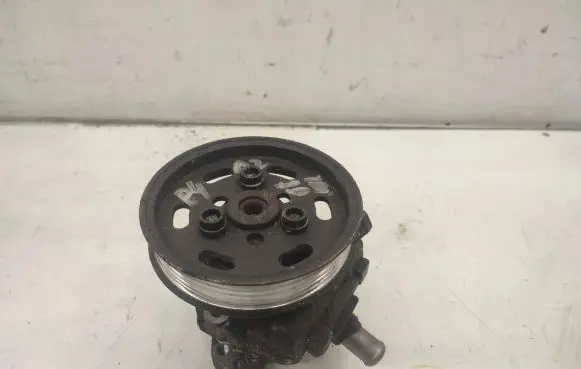 Audi A4 S4 B7 8E 8H Power steering pump 038145255b