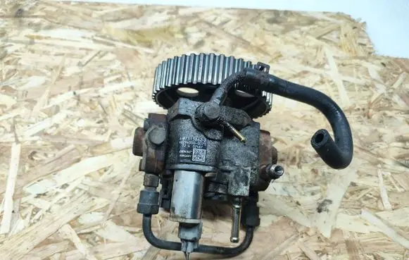 Opel Combo C Fuel injection high pressure pump 8973138622