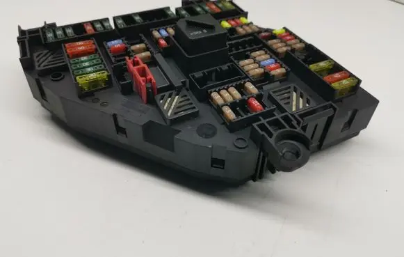 BMW 5 F10 F11 Fuse module 9234424