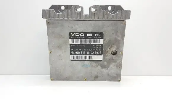 Mercedes-Benz E W210 Engine control unit/module 0195451932