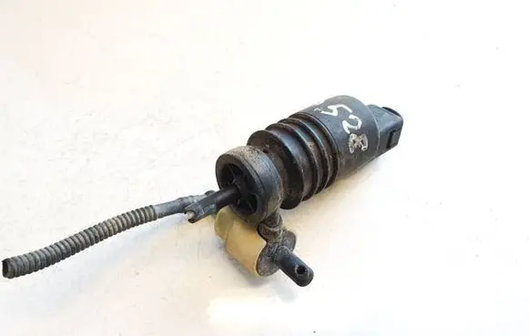 Audi A6 S6 C5 4B Windscreen/windshield washer pump 1j0973722