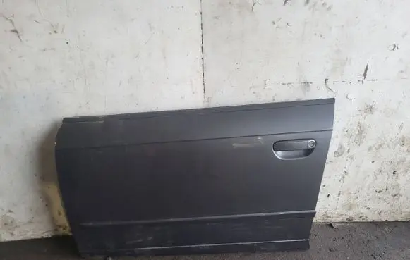 Audi A4 S4 B7 8E 8H Front door