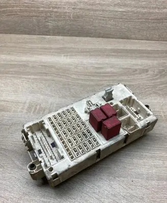 Fiat Stilo Fuse module 51715857 46750594 3YHC8066D