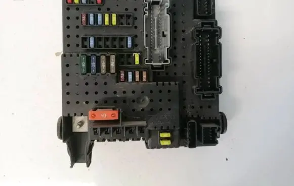 Volvo S60 Fuse box set 12217789 8688264