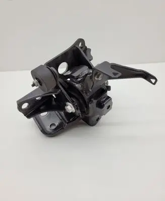 Toyota Auris E180 Engine mount bracket
