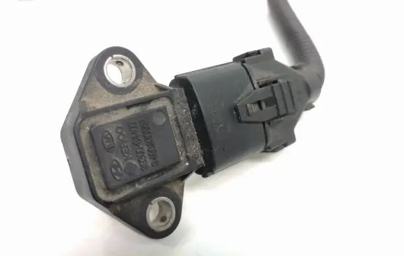 Sensor