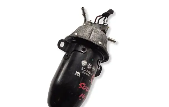 Fiat 500L Fuel filter housing 51934812 B538 5538700