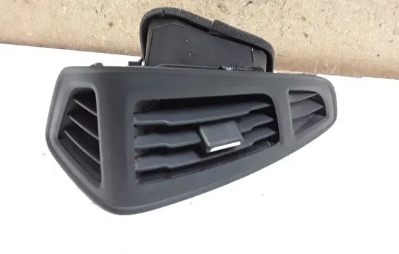 Ford Focus Dashboard side air vent grill/cover trim BM51A18B08AJ
