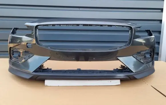 Volvo V60 Front bumper 31690589