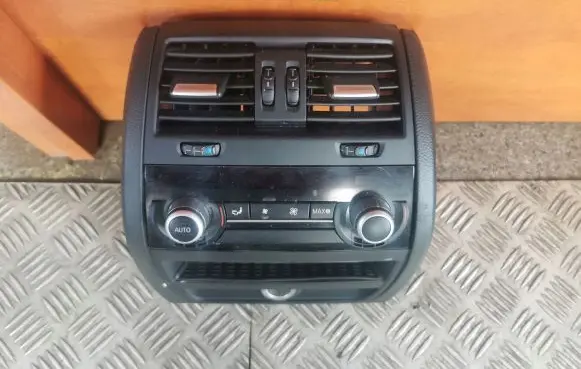BMW 5 F10 F11 Climate control unit 9237121