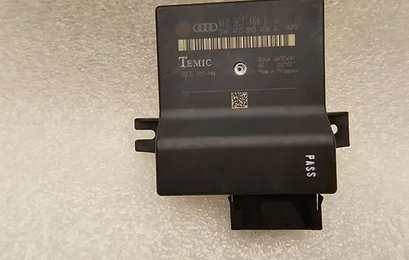 Audi A6 S6 C6 4F Gateway control module 4F0907468D 4F0910468A