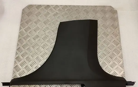 Volvo XC90 (B) pillar trim (top) 31363586
