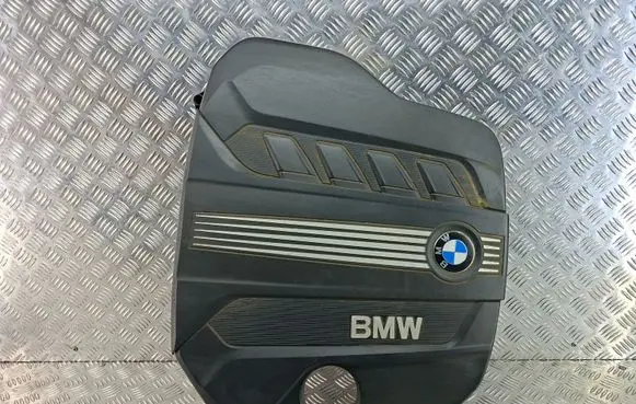 BMW X3 F25 Engine cover (trim) 7811024
