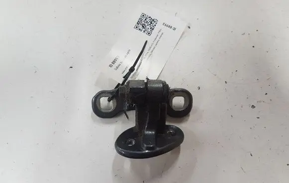Volvo V50 Rear door lower hinge