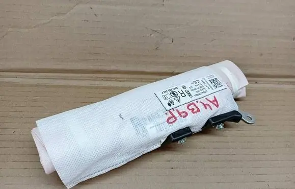 Audi A4 S4 B9 Seat airbag 8W5880242F 0589P1000502