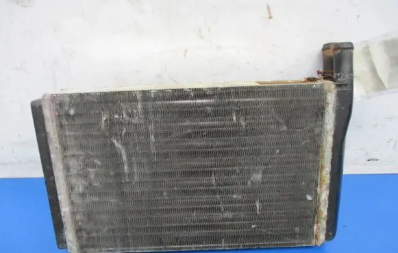 Volkswagen Jetta I Interior heater climate box assembly 321819031A