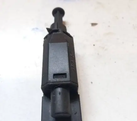 Volkswagen Transporter - Caravelle T4 Brake pedal sensor switch 927189D