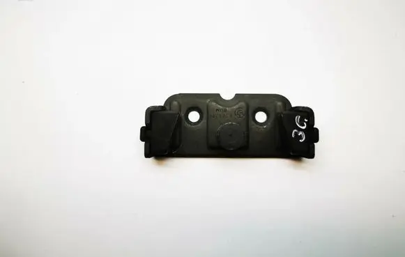 BMW 5 E60 E61 Rear door lock loop/hook striker 8203771