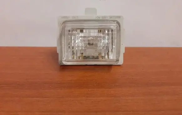 Mercedes-Benz S W221 Number plate light A2218200856 4701