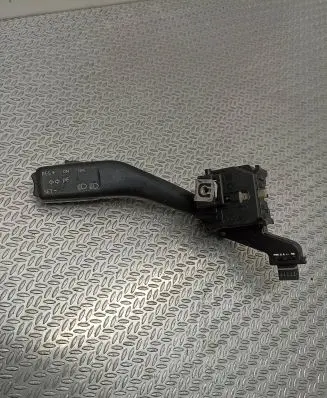 Volkswagen Touran I Indicator stalk 1K0953513A 01103501