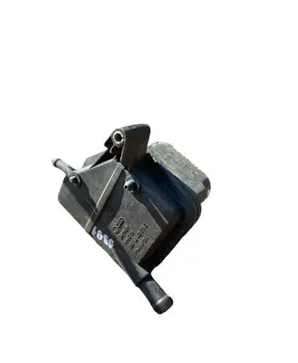 Volkswagen Golf IV Power steering pump mounting bracket 1J0422371C