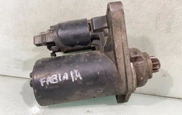 Skoda Fabia Mk1 (6Y) Starter motor 02t911023e