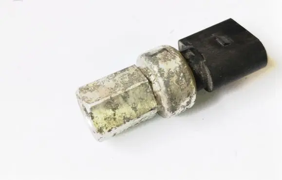 Air conditioning (A/C) pressure sensor