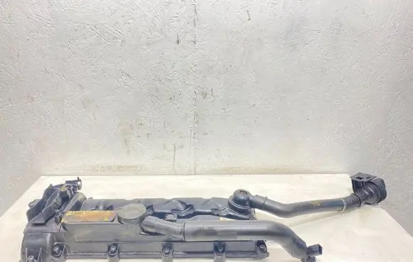 Mercedes-Benz Sprinter W906 Rocker cam cover A6510105944