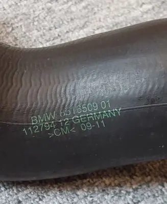 BMW 5 F10 F11 Intercooler hose/pipe 8516509 11618516509