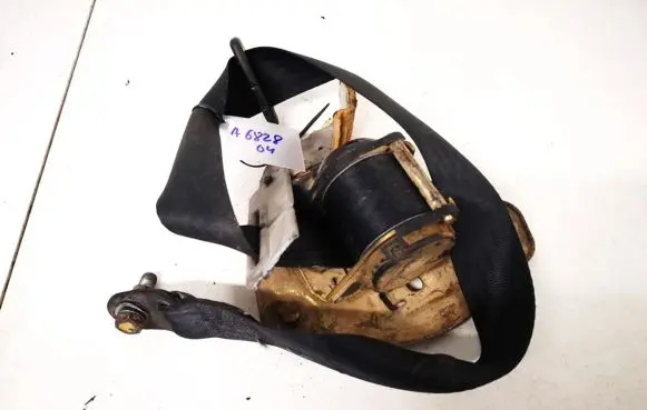 Alfa Romeo 166 Rear seatbelt 044047 b237